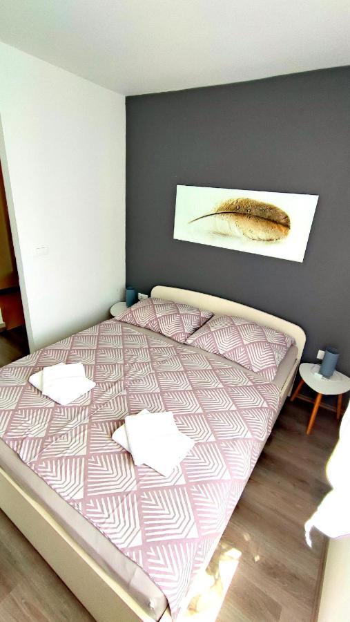 Apartment Jan 2+2 With Balcony プーラ エクステリア 写真