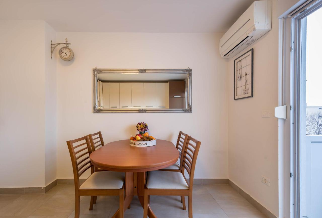 Apartment Jan 2+2 With Balcony プーラ エクステリア 写真