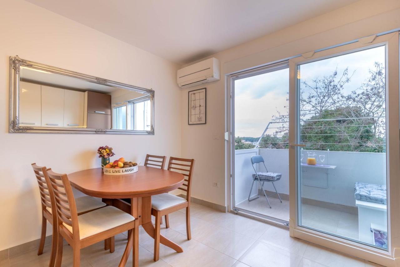Apartment Jan 2+2 With Balcony プーラ エクステリア 写真